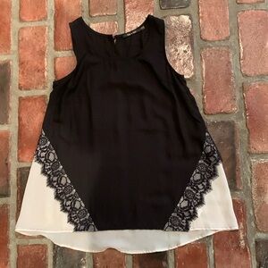 Two-tone tank-style tunic